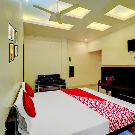 Oyo Flagship Hotel Centre Point Chhapra Zewnętrze zdjęcie